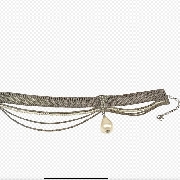 RARE VINTAGE 1990’S CHANEL SILVER RHINESTONES PEARL CHOKER NECKLACE - Picture 2 of 15